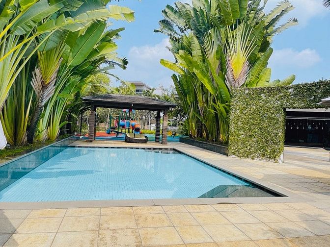 BÁN BIỆT THỰ SÂN VƯỜN RIVIERA COVE 494m2 ĐANG CÓ HD THUÊ LÂU DÀI