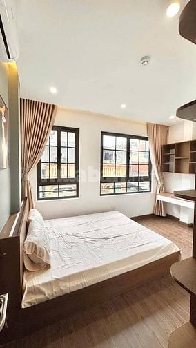 Nhà Đẹp Dòng Tiền, Đường Láng, Đống Đa 75 m, 7 tầng, mt 4.6m, 18.5 tỷ