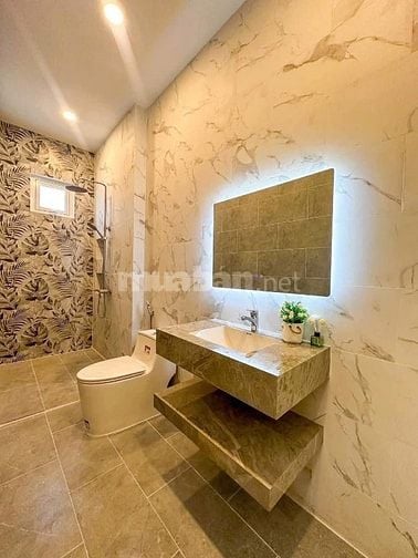 HOT HOT NHÀ PHỐ Q4 GIÁ CỰC TỐT|đường Xóm Chiếu P16 Q4|hẻm xe hơi|SHR