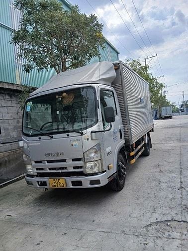 Công ty cần tìm 2 tài xế C và B2