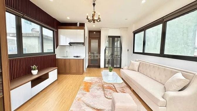 Nhà Đẹp Dòng Tiền, Đường Láng, Đống Đa 75 m, 7 tầng, mt 4.6m, 18.5 tỷ
