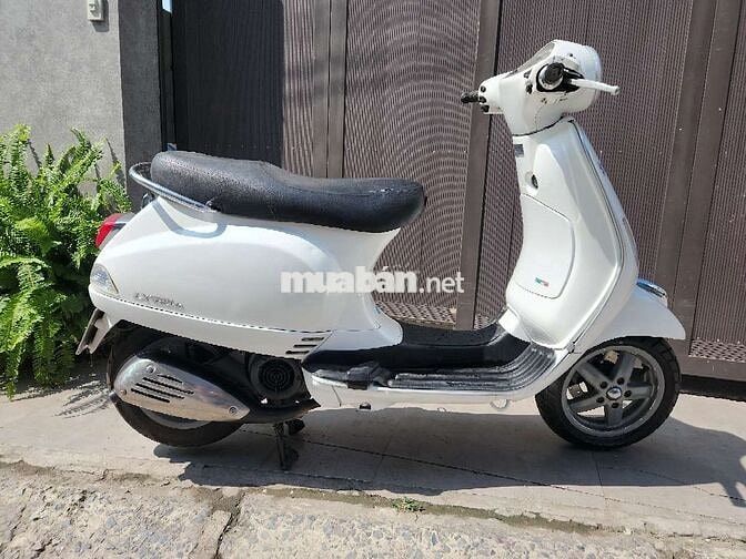 Vespa Lx chế điện tử 2012
