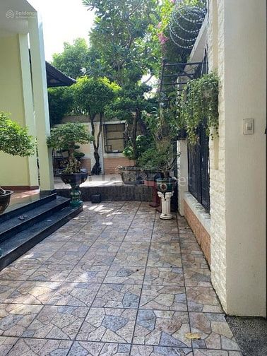 Biệt Thự Góc 2MT view công viên Dt: 16x24m, trệt, 1 lầu, áp mái.
