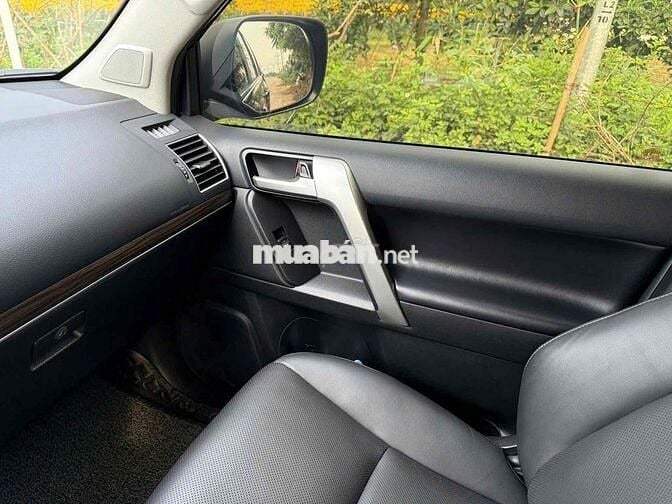 LandCruiser_Prado Model 2022 Bao Bank 90%