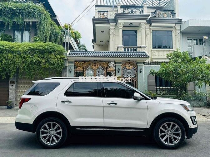 Ford Explorer 2017 2.3L Ecoboost - 50000 km