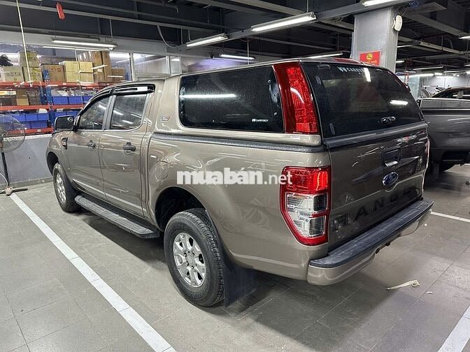 Ford Ranger XLS AT 2020, bảo hành 2025, vay 70%
