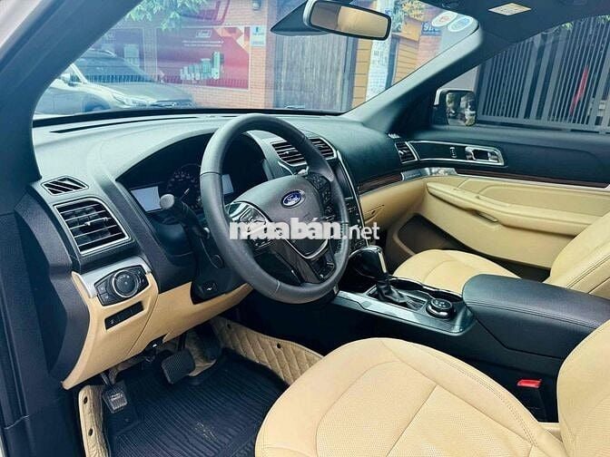 Ford Explorer 2017 2.3L Ecoboost - 50000 km