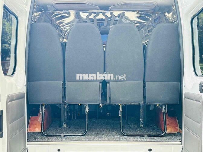 Ford Transit 2023 16 chỗ full đồ