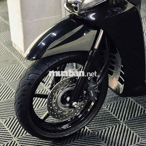 Dư dùng Honda SH 300i Nhập Ý
