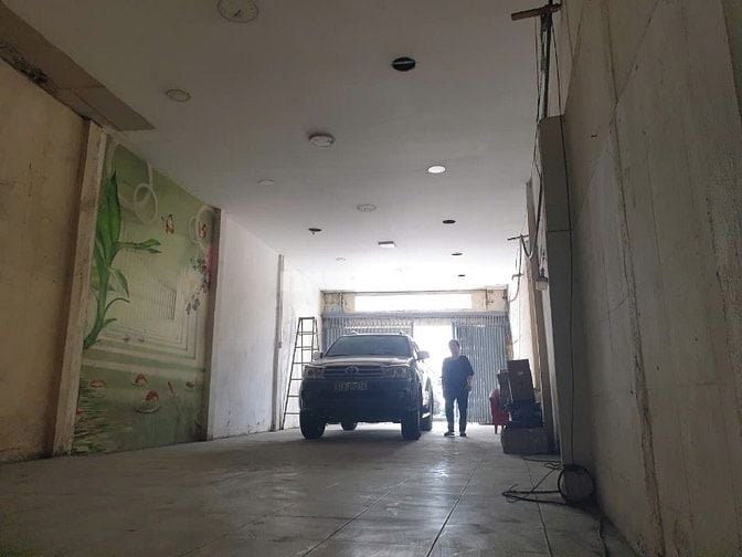 Bán nhà trung tâm Quận Tân Bình, mặt phố Lạc Long Quân, vị trí thoáng