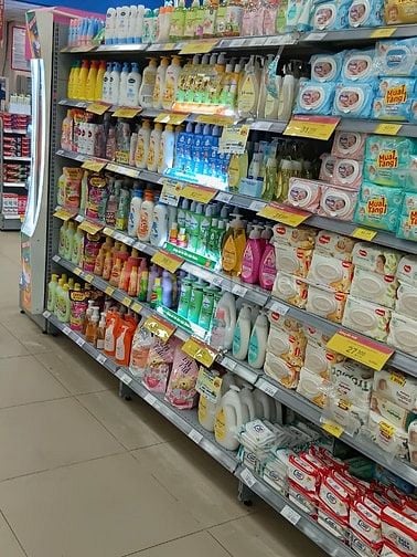 Cửa hàng bách hóa cần tuyển gấp 3 bạn phụ bán hàng, 1 tạp vụ
