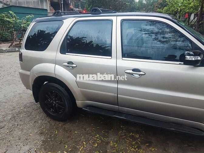 Ford Escape 2010 - 150000 km