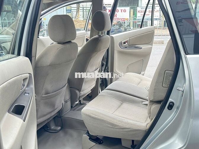 Innova 2014 siêu lướt 1 chủ, xe hãng(GIÁ CÒN GIẢM)