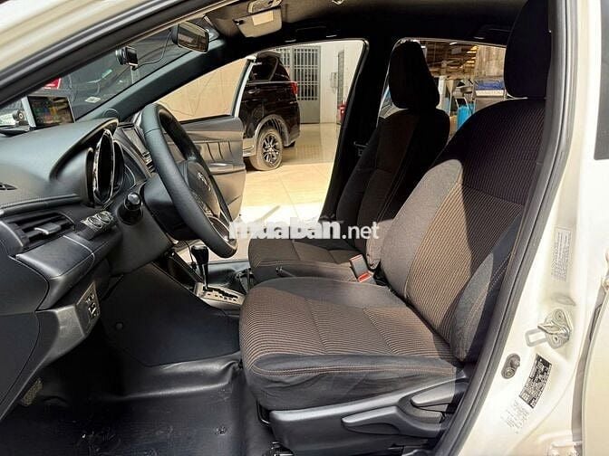 Yaris 1 chủ mua mới, nhiều phụ kiện (GIÁ CÒN GIẢM)