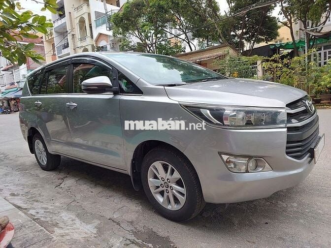 Xe nhà Innova 2019 2.0E - 72000 km zin nguyên bản