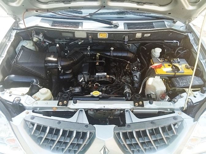MITSUBISHI JOLIE CAO CẤP LIMITED-ĐỜI CUỐI CÙNG JOLIE-2006-MỚI NHẤT VIỆ
