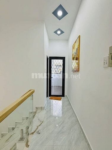 Bán nhà ở đường Trần Quốc Thảo, phường Võ Thị Sáu, quận 3, giá 2 tỷ 35