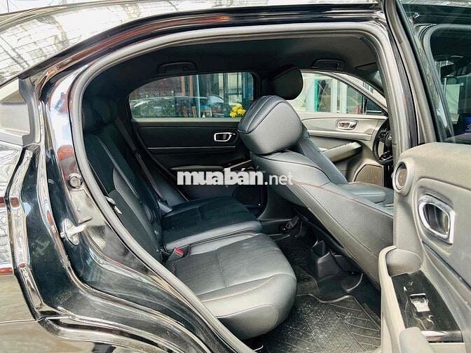 HRV RS 2024 LƯỚT 4.800 KM NHƯ MỚI