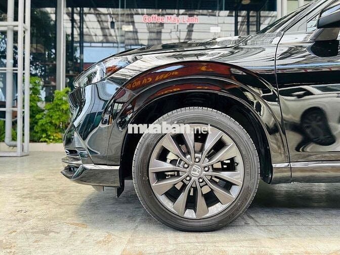 HRV RS 2024 LƯỚT 4.800 KM NHƯ MỚI