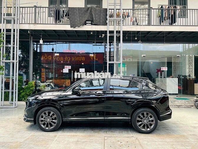 HRV RS 2024 LƯỚT 4.800 KM NHƯ MỚI