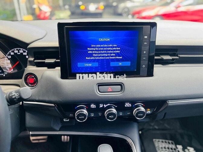 HRV RS 2024 LƯỚT 4.800 KM NHƯ MỚI