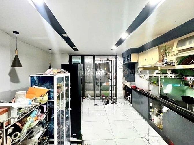 NHÀ Ở NGAY  Kỳ Đồng nhà 1T2L liền kề trường đh sự phạm HCM, dt: 68m2