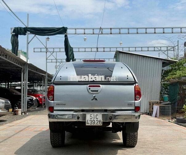Triton 2.5GLS 4x4 6/2014 tự động, 2cầu nhập Thái.