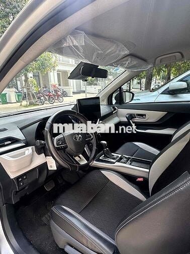 Toyota Veloz Cross 2024 - 8799 km