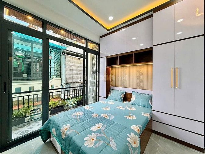 Bán nhà gần Đại Học Kinh Tế TPHCM ở Hùng Vương p4 q5. 3,290tỷ|54m2
