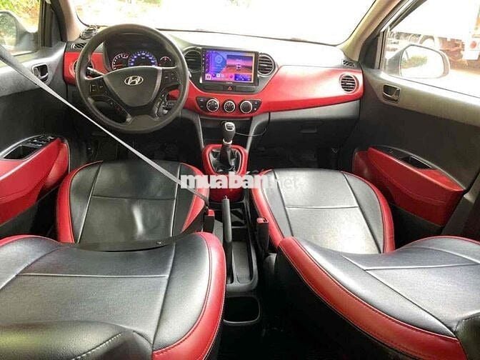Hyundai Grand i10 2020 Sedan 1.2 MT Base - 90000 k