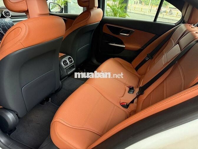 Mercedes Benz C200 Avantgarde V1 - Odo 21 km