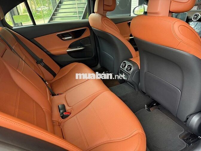 Mercedes Benz C200 Avantgarde V1 - Odo 21 km