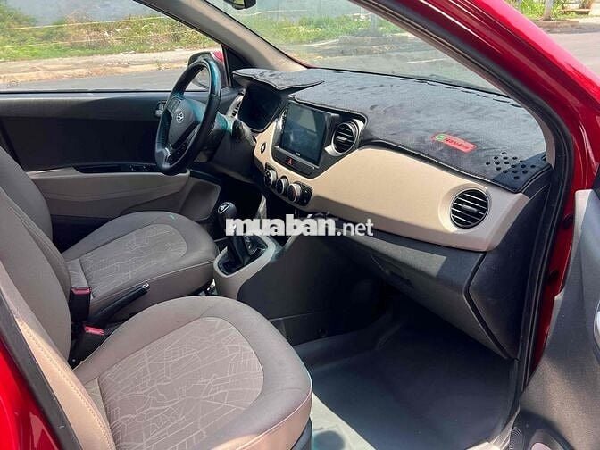 Hyundai Grand i10 2018 Sedan 1.2 MT - 88590 km