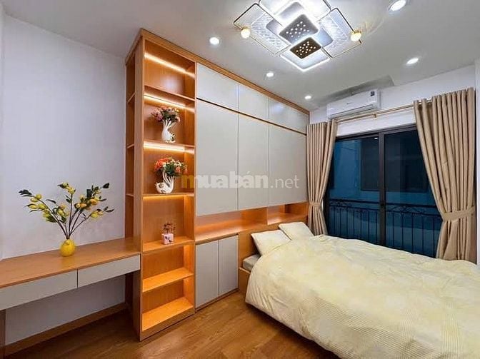 Nhà Đẹp Gần Đường Ô TÔ Hoàng Mai 25m, 5 tầng, mt 3m, giá 5.8 tỷ.