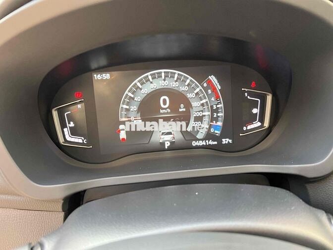 Mitsubishi Pajero Sport Trắng máy dầu 1 cầu