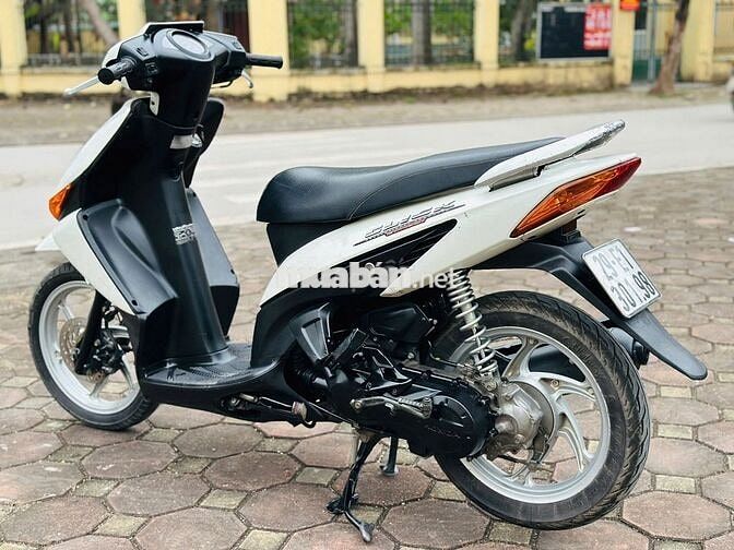 HONDA CLICK TRẮNG 2014 MÁY ZIN CHẤT BIỂN HÀ NỘI