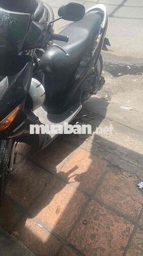 mình đang bán con xe hiệu hon da còn đẹp