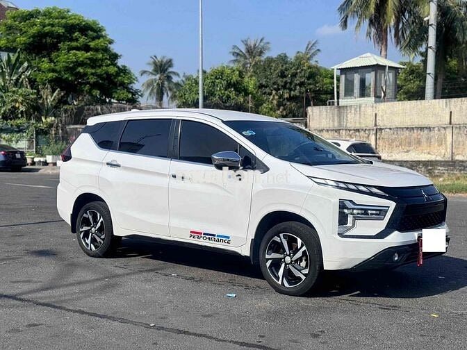 Mitsubishi Xpander Đklđ 1/2023 AT Premium