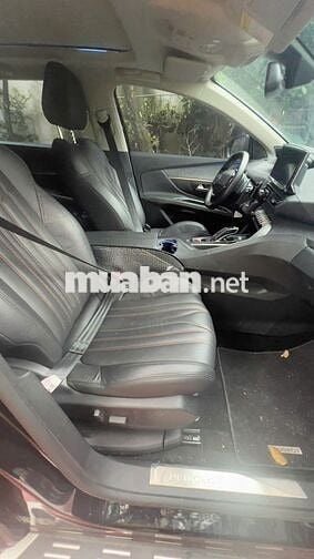 Cần bán xe 7 chỗ hiệu Peugeot 5008 mới 98%