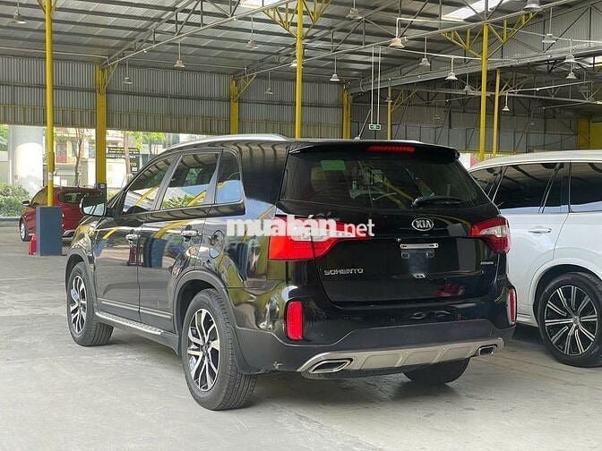 Kia Sorento 2.4GAT Premium 2020 1 chủ Od zin 9v9km