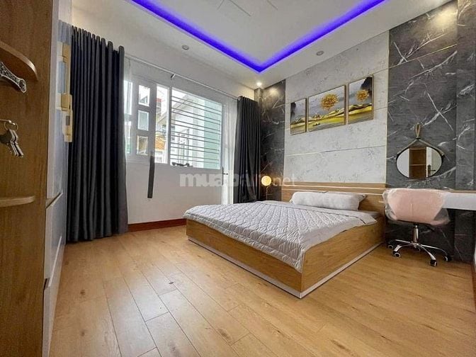 Bán NR tại Lý Thường Kiệt, 5 tỷ, 120m2, 3PN, 3WC, chính chủ