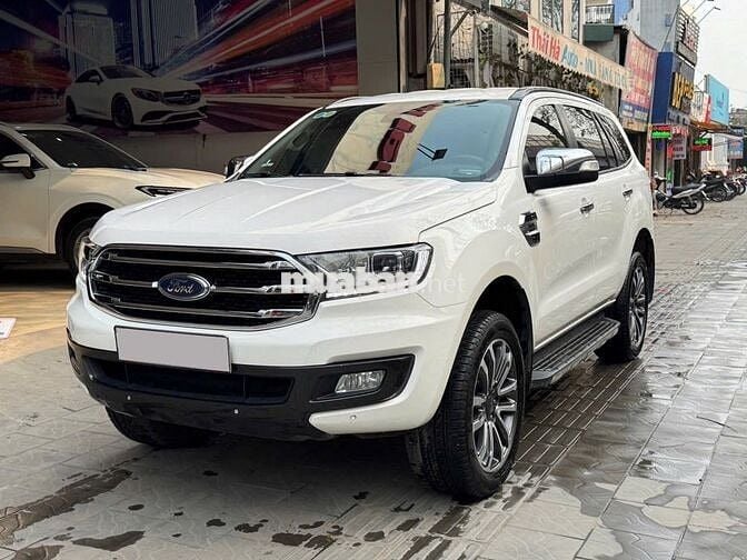 FORD EVEREST bản 2.0 Bitubo TITANNIUM 4x2