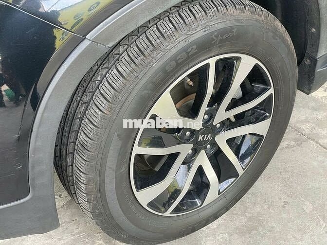 Kia Sorento 2.4GAT Premium 2020 1 chủ Od zin 9v9km