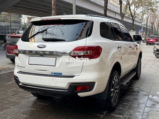 FORD EVEREST bản 2.0 Bitubo TITANNIUM 4x2