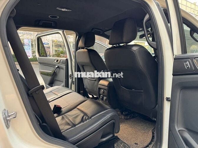 FORD EVEREST bản 2.0 Bitubo TITANNIUM 4x2