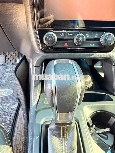 Ford Ranger 2023 Wildtrak 2.0L 4x4 AT - 37000 km