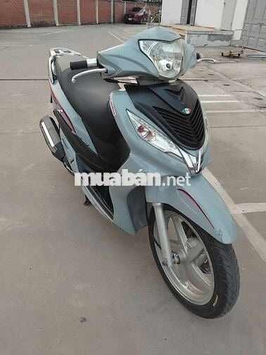 bán xe giống xe Sh.mua mới 45triệu.còn mới