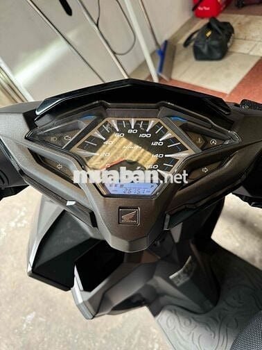 variro 2018 vàng cát od 2500km