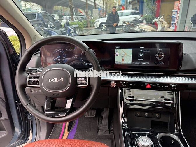 Kia Carnival 2022 Signature 2.2D 7 ghế chạy 5v Km