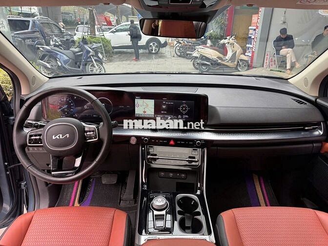 Kia Carnival 2022 Signature 2.2D 7 ghế chạy 5v Km